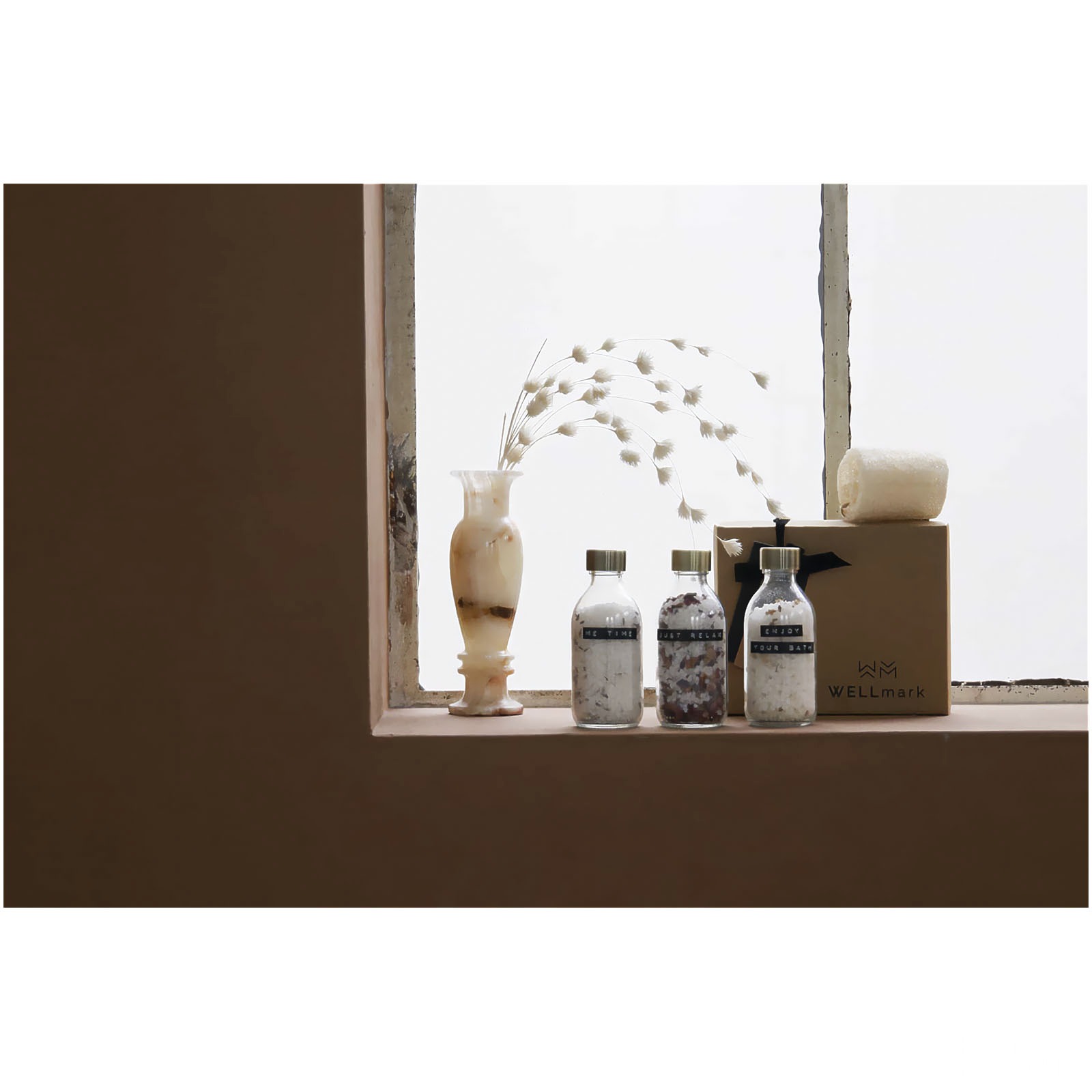 Wellmark Just Relax 3-delad presentförpackning med badsalt, 200 ml