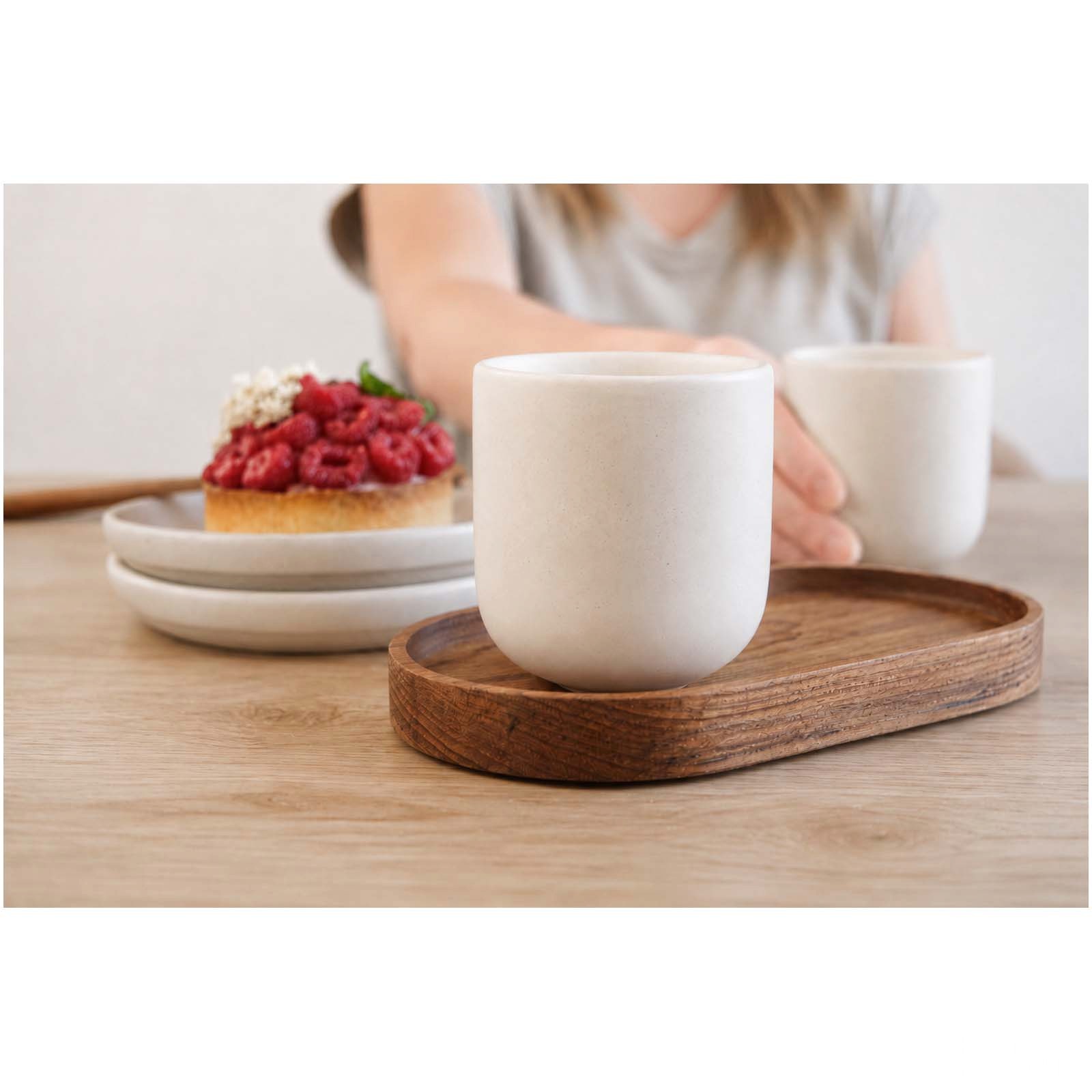 Originalhome Set med oval träbricka och keramikmuggar 150 ml