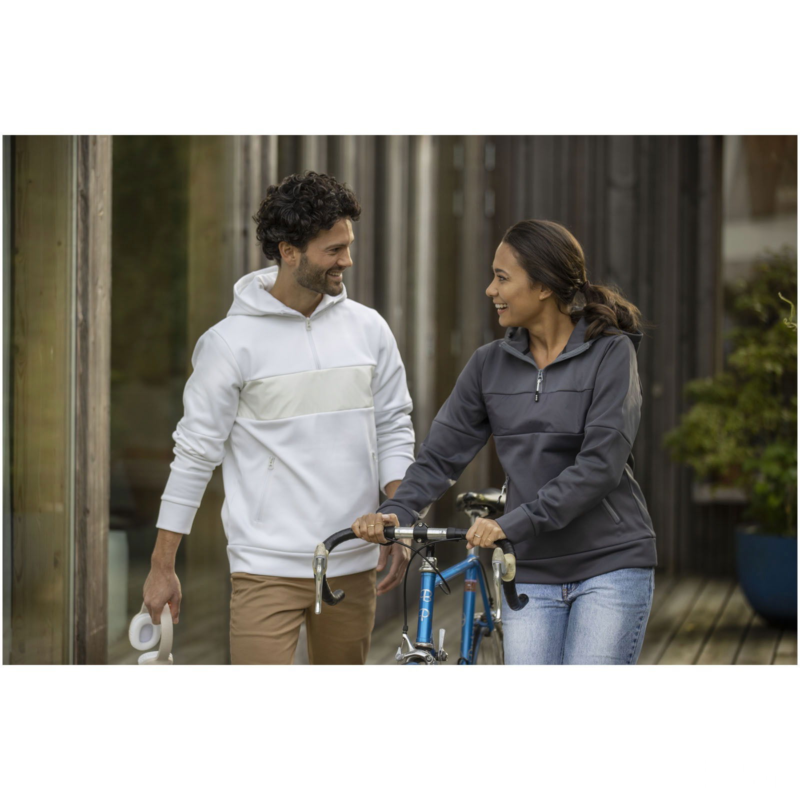 Sayan herranorak med huva och halv dragkedja