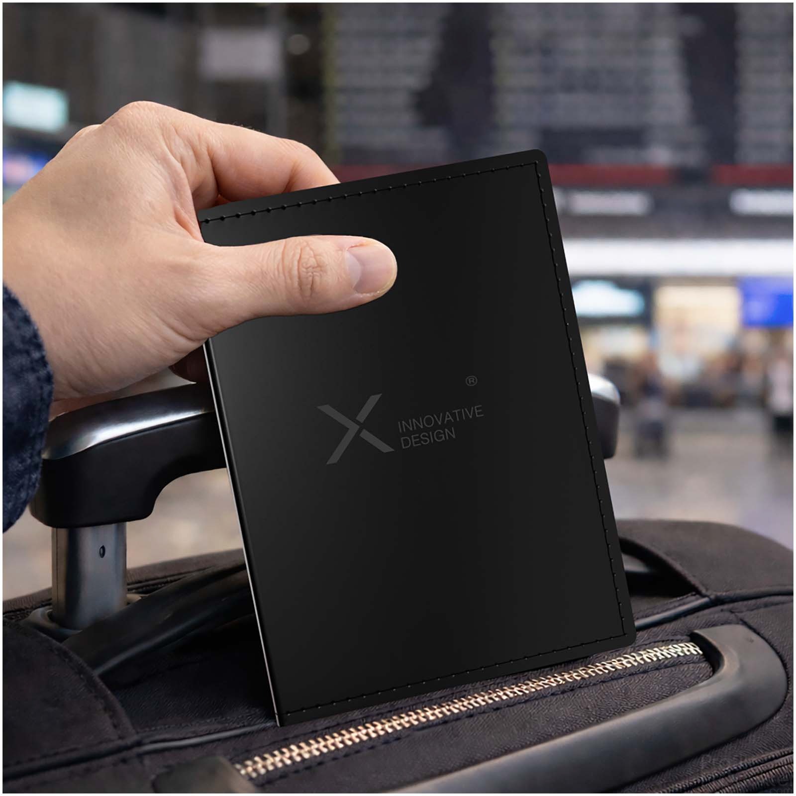 SCX.design A13, passholder med smart tag