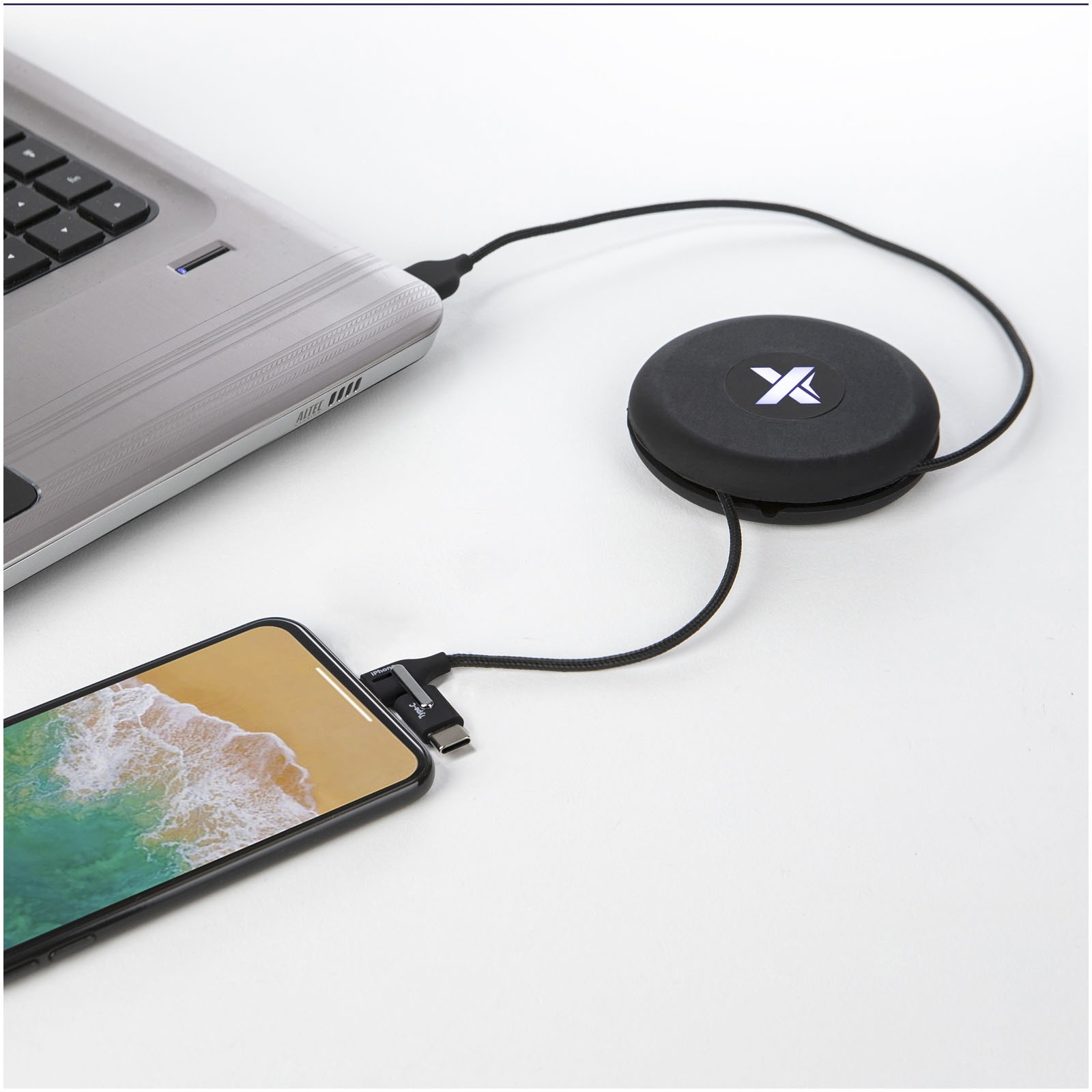 SCX.design C18 3-i-1 light-up reisekabel med logo