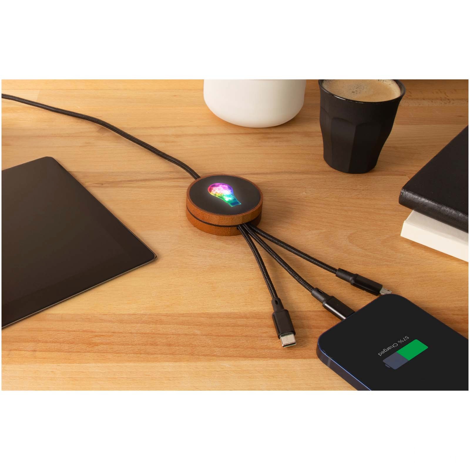 SCX.design C40 5-i-1 rPET-ladekabel med logo og 10 W ladeplate