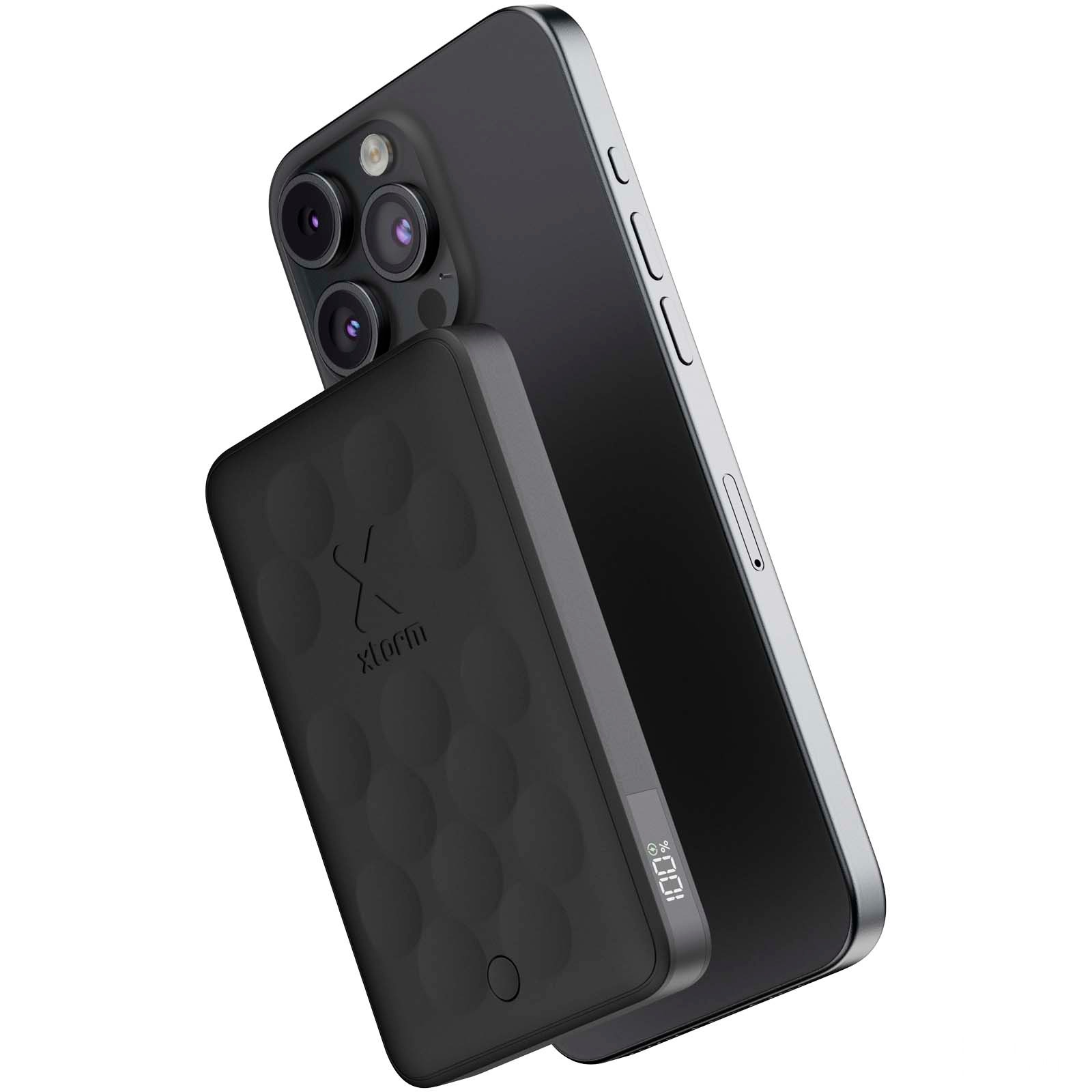 Xtorm FS5W051 magnetisk trådløs powerbank på 5 000 mAh med trykk