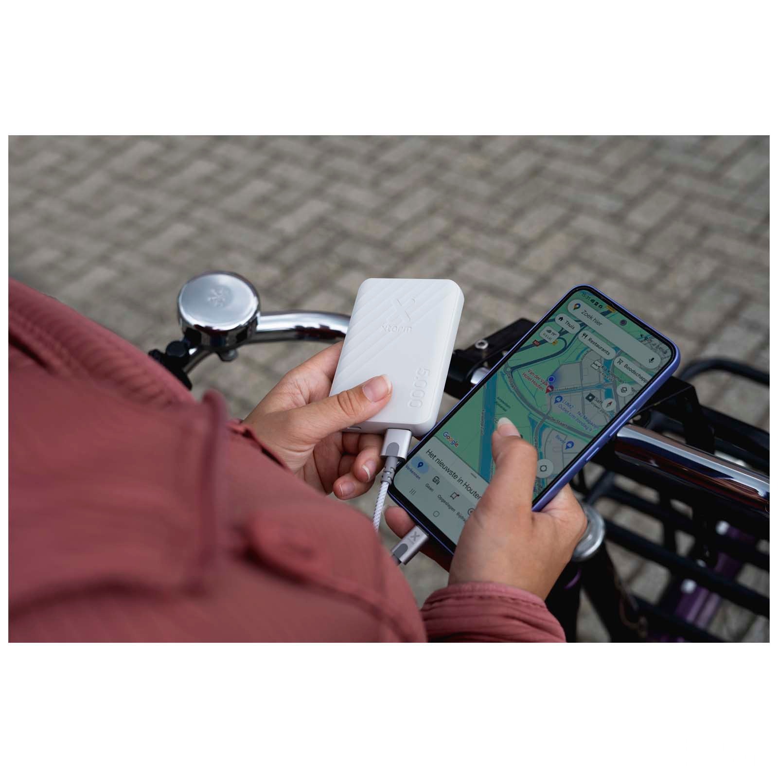 Xtorm XG205 Go2 hurtigladende powerbank på 12 W, 5 000 mAh med trykk