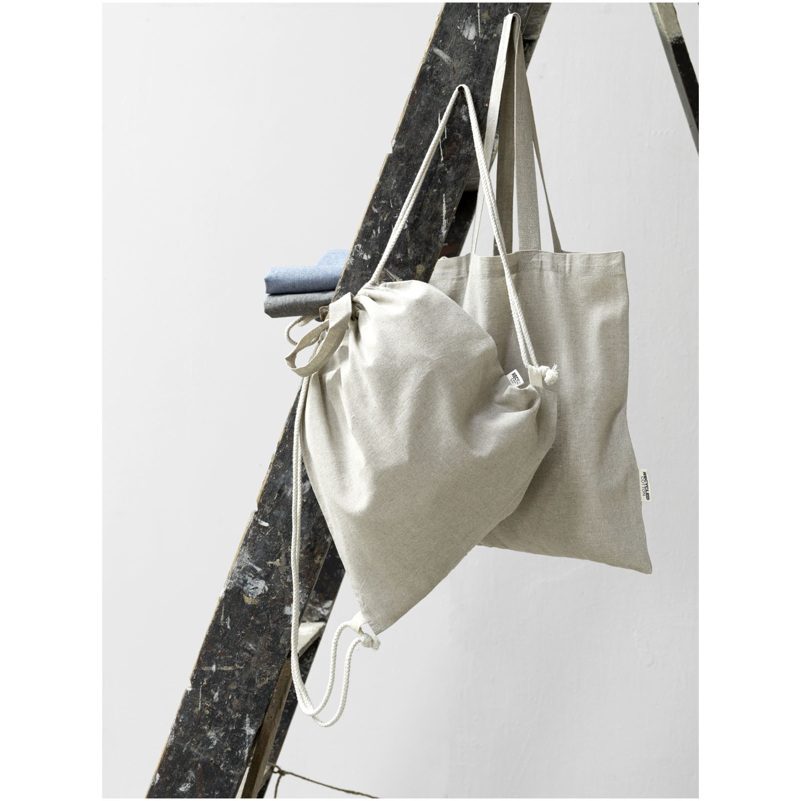 Pheebs handlenett av 150 g/m² Aware™ resirkulert materiale med trykk