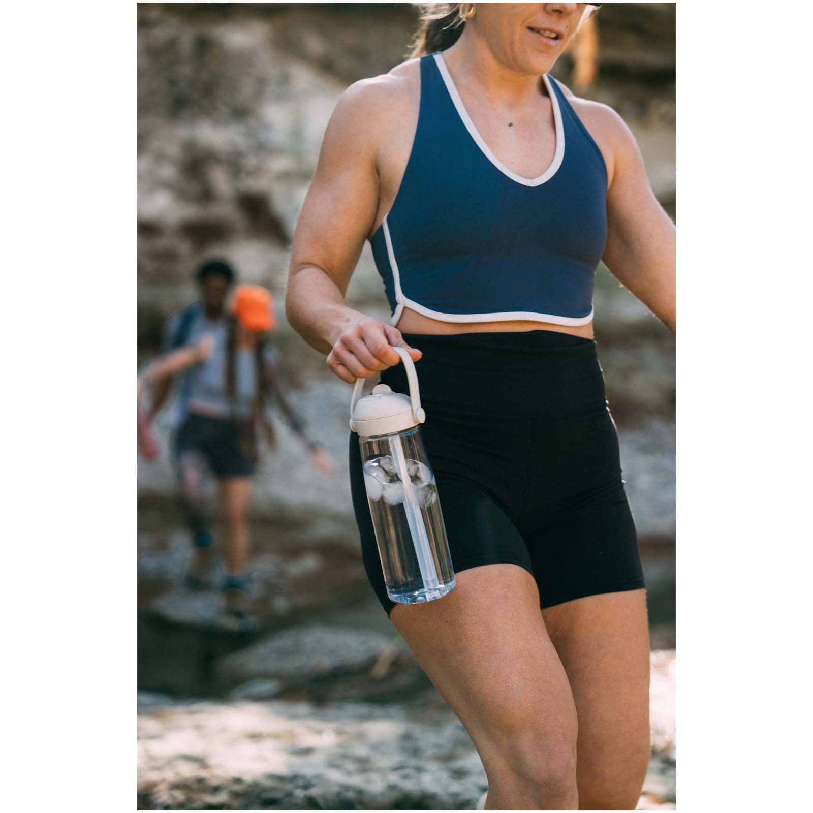 Camelbak® Thrive Flip 750 ml Tritan Renew vannflaske med sugerør og logo